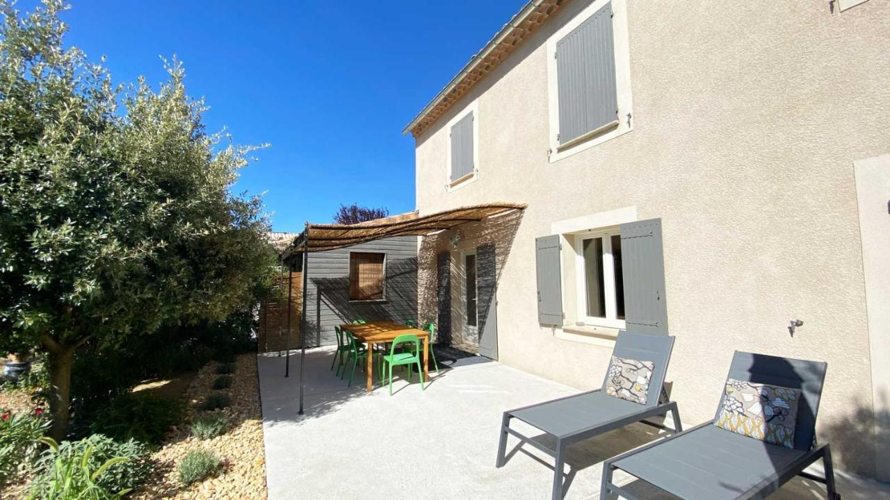 Villa Spacieuse Avec Terrasse Et Vue Mont Ventoux Entrechaux 외부 사진